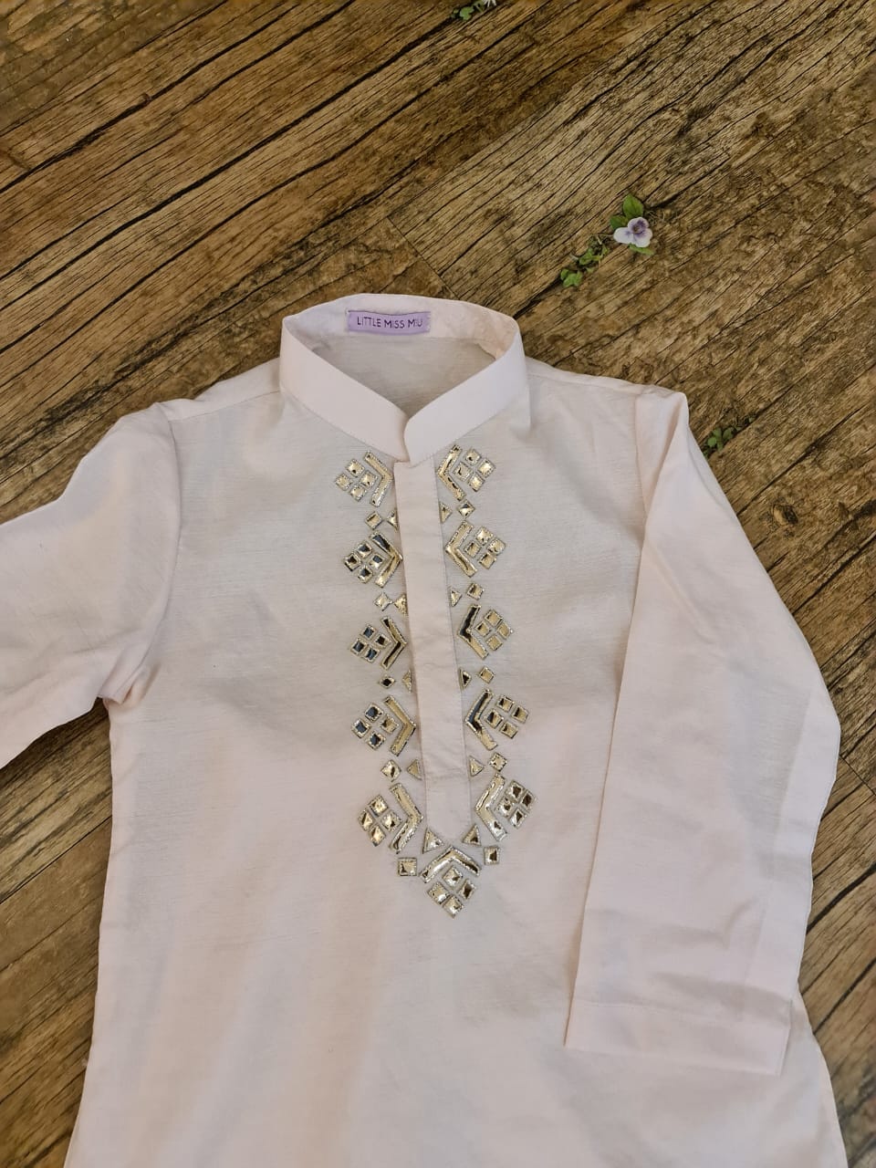 Crisp White PS minor work kurta set