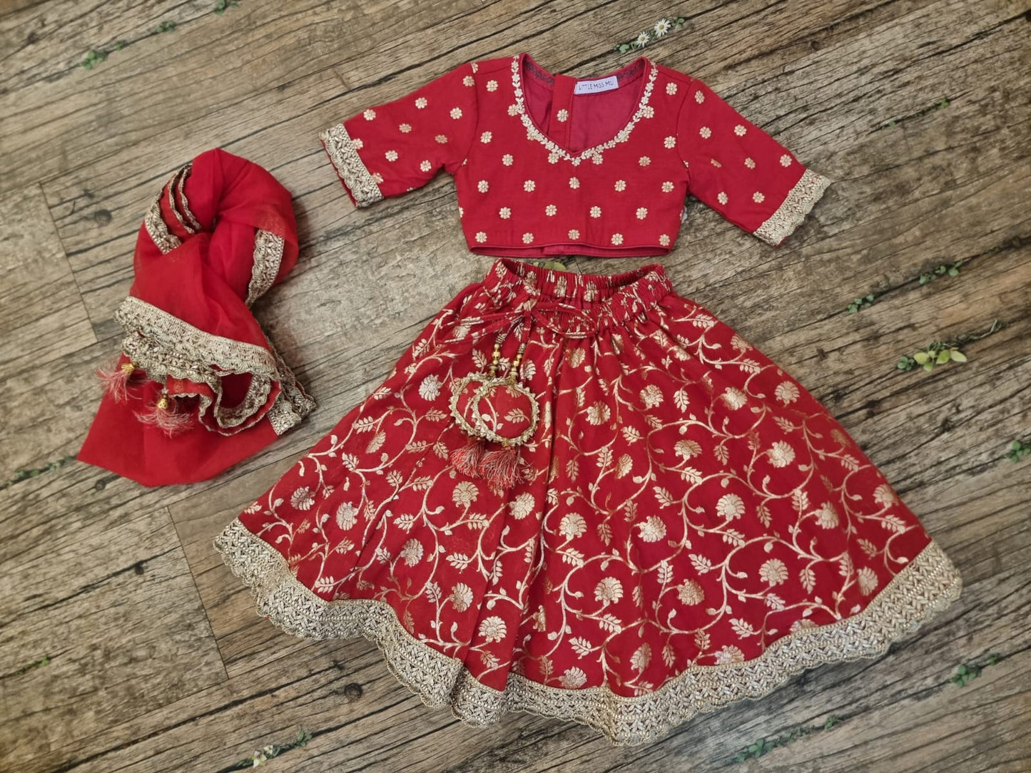 Gorgeous crimson red benarasi lehenga set